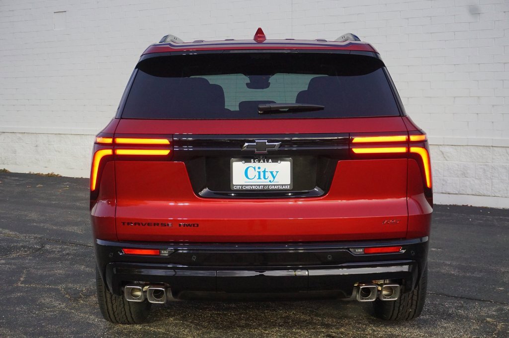 2026 Chevrolet Traverse RS photo 3