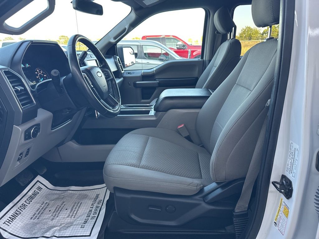 2019 Ford F-150 XLT photo 11
