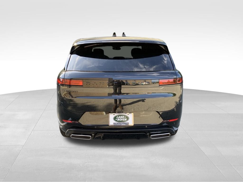2025 Land Rover Range Rover Sport SE photo 7