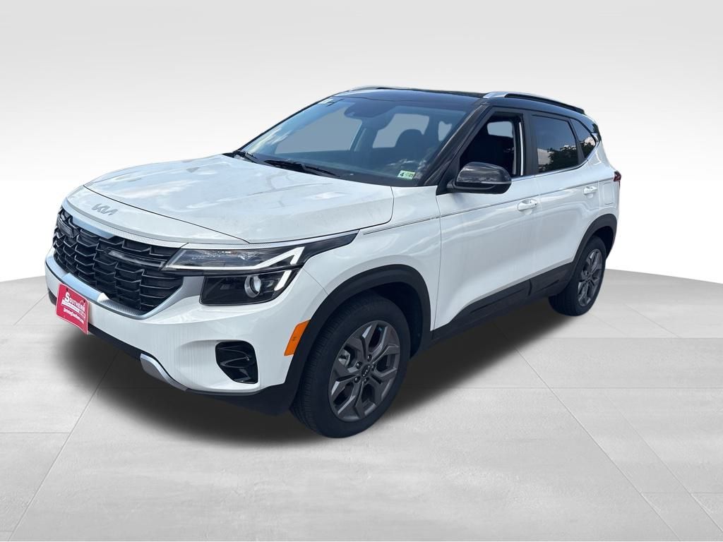2024 Kia Seltos SX photo 2