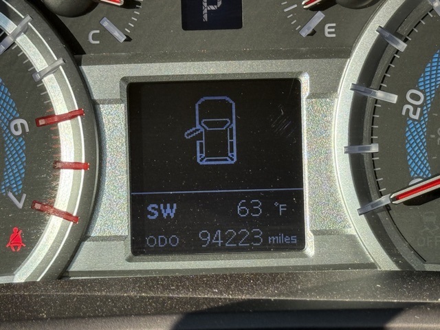 2016 Toyota 4Runner SR5 Premium photo 16