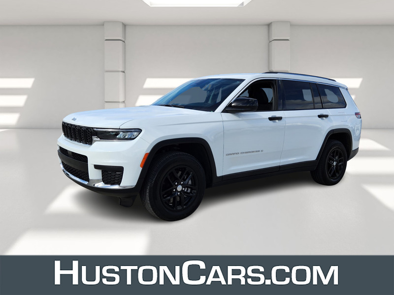 2024 Jeep Grand Cherokee L Laredo's photo