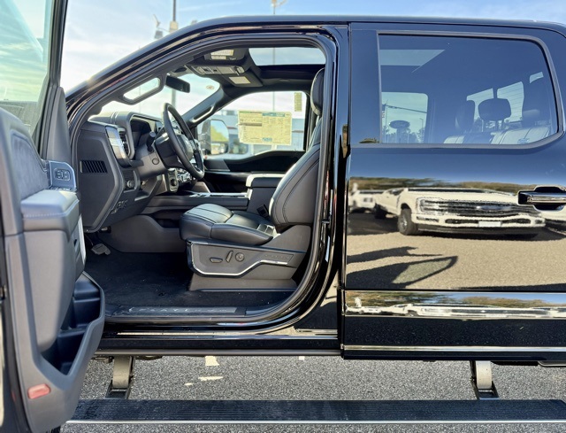 2026 Ford F-350 Platinum photo 12