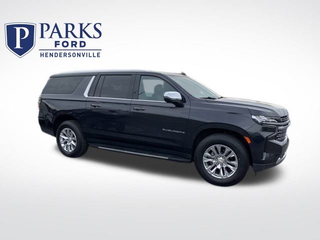 2023 Chevrolet Suburban Premier's photo