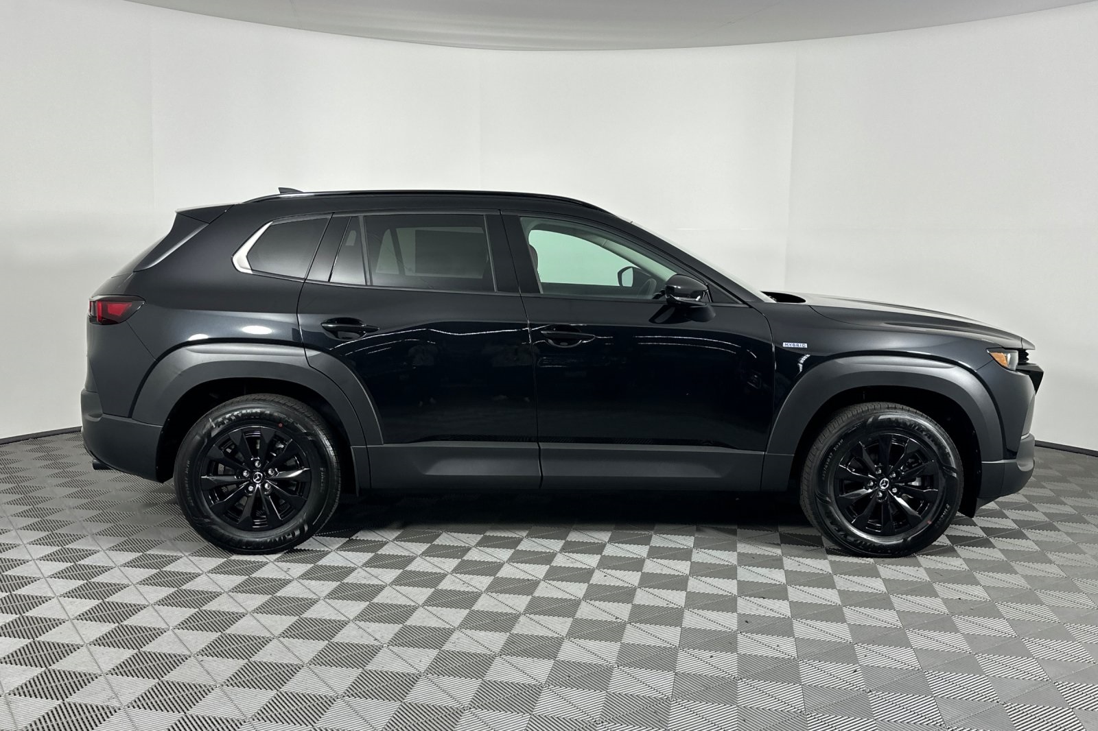 2025 Mazda CX-50 Premium photo 3