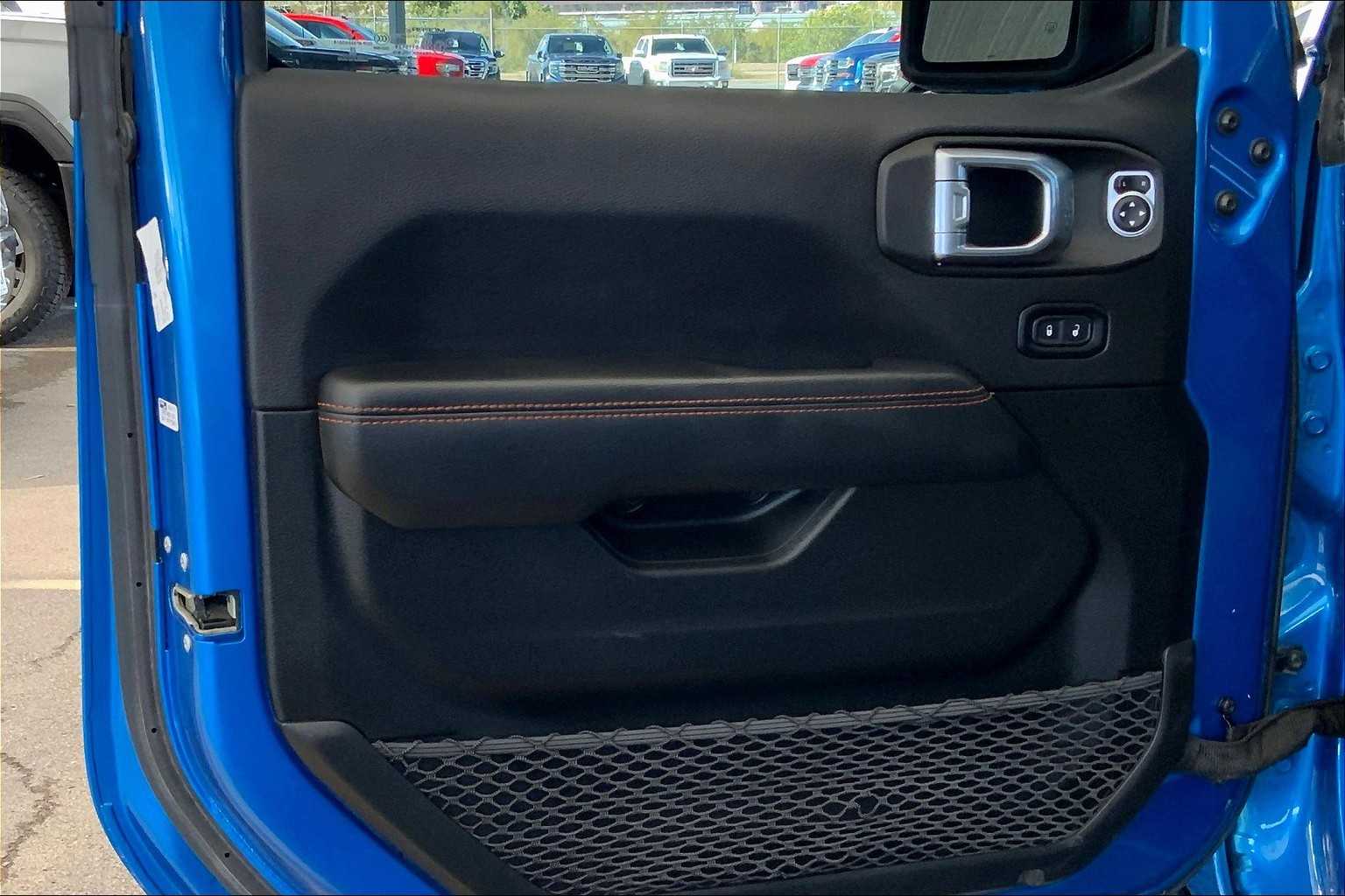 2021 Jeep Gladiator Mojave photo 21