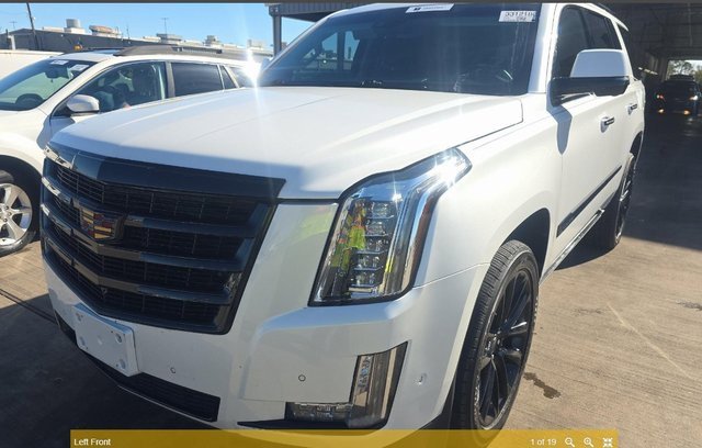 2018 Cadillac Escalade Premium Luxury's photo