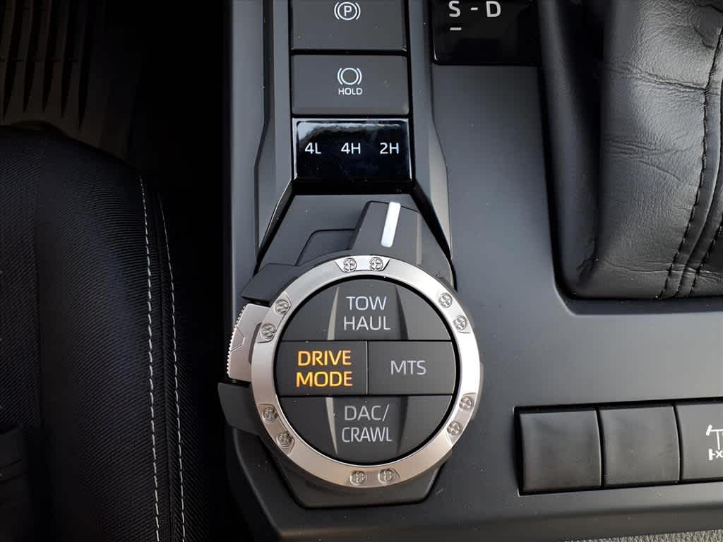 2024 Toyota Tacoma TRD photo 12