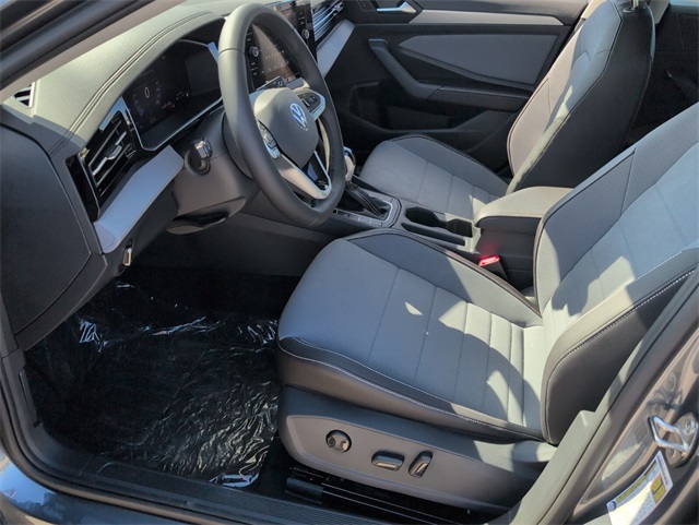2025 Volkswagen Jetta 1.5T SE photo 5