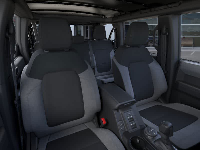 2025 Ford Bronco Base photo 10