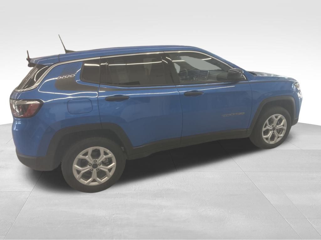 2025 Jeep Compass Sport photo 9