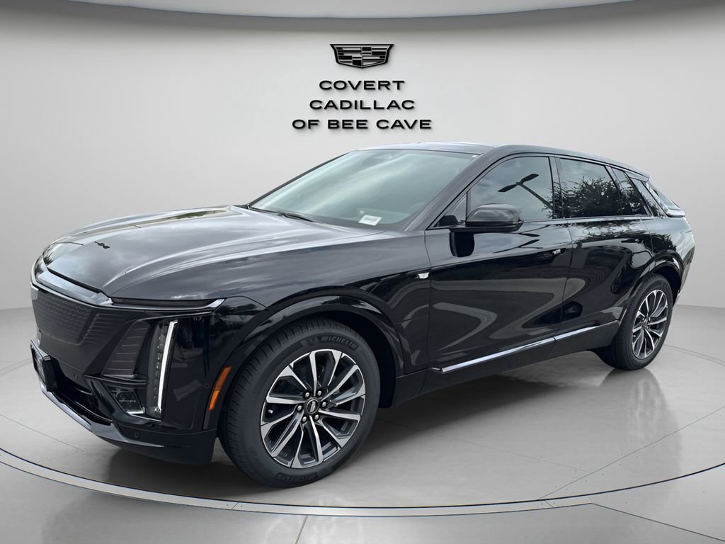 2025 Cadillac Lyriq Sport photo 2