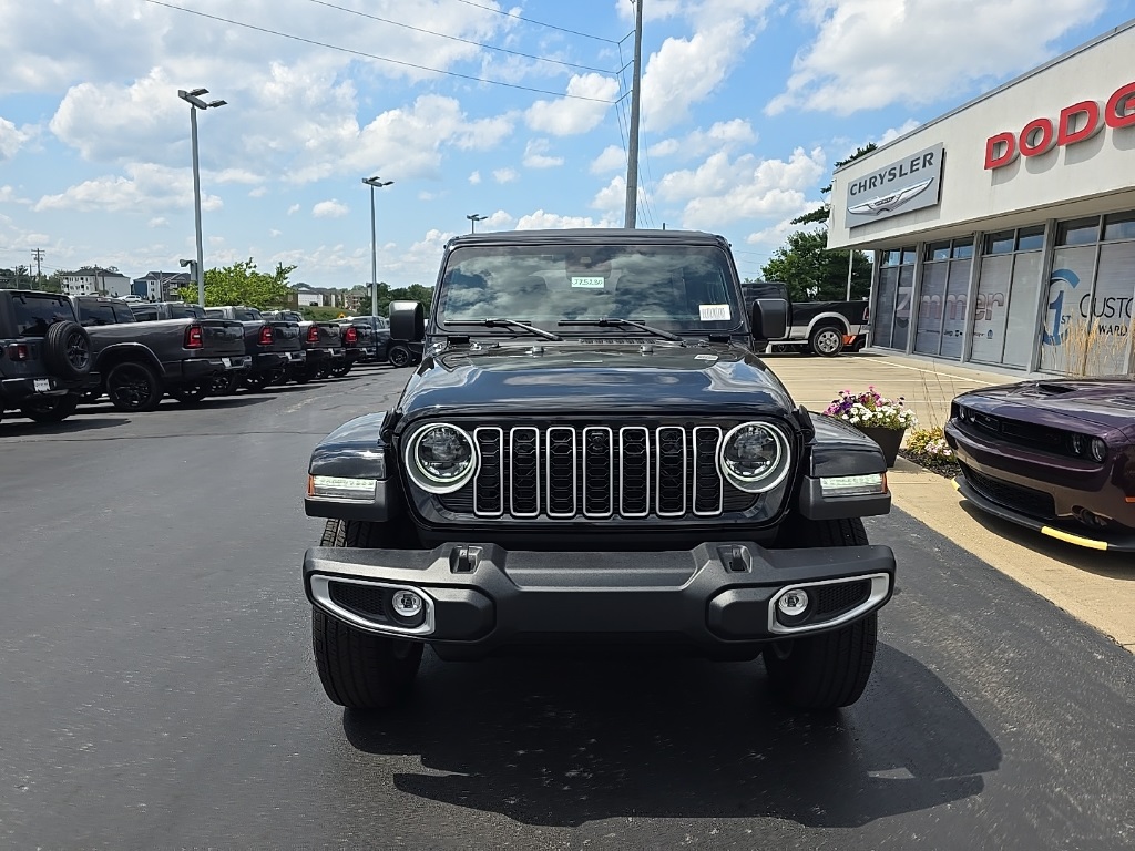 2025 Jeep Wrangler Sahara photo 2