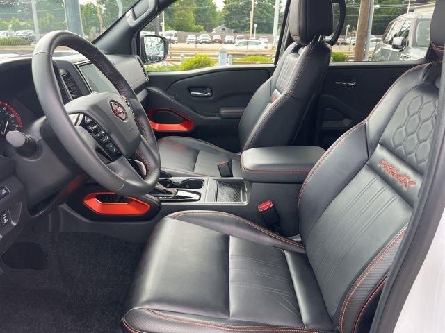 2024 Nissan Frontier PRO-4X photo 9
