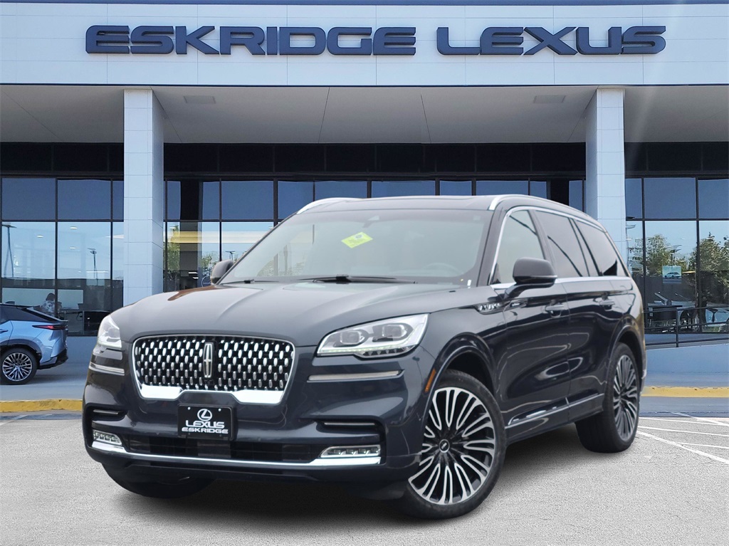 2023 Lincoln Aviator Black Label's photo