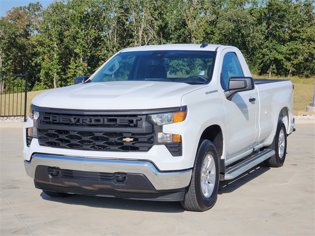 2024 Chevrolet Silverado 1500 photo 3