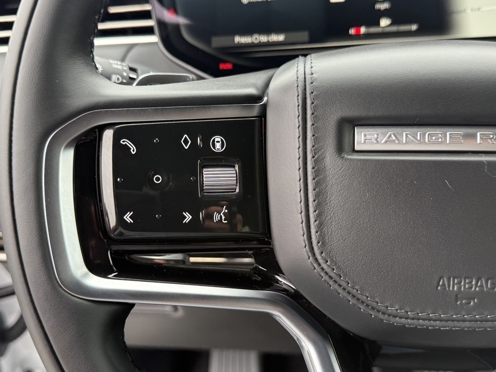2025 Land Rover Range Rover Sport P360 S photo 13