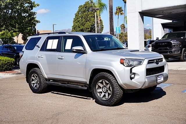2021 Toyota 4Runner TRD Off-Road Premium photo 4