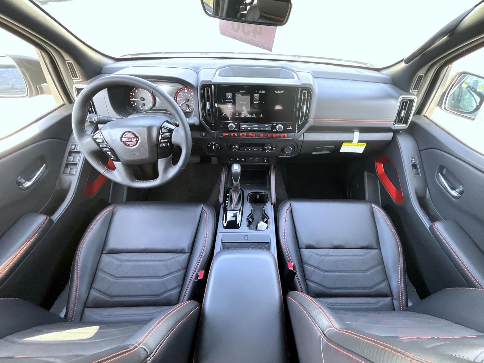 2025 Nissan Frontier PRO-4X photo 13