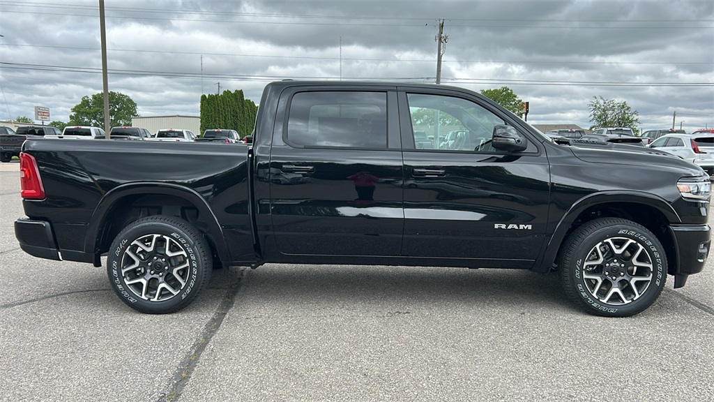 2025 Ram 1500 Laramie photo 2