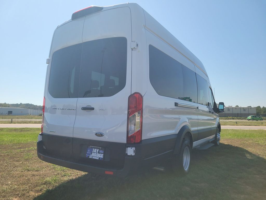 2025 Ford Transit photo 2