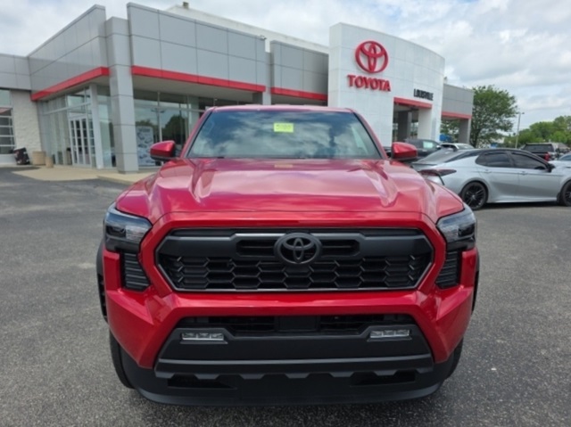2025 Toyota Tacoma TRD Off-Road photo 2
