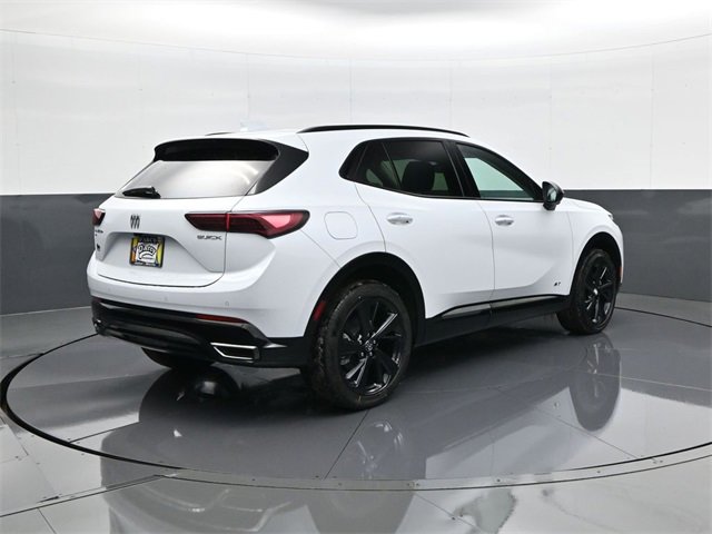2025 Buick Envision Sport Touring photo 4