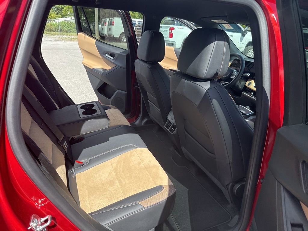 2025 Chevrolet Equinox ACTIV photo 13