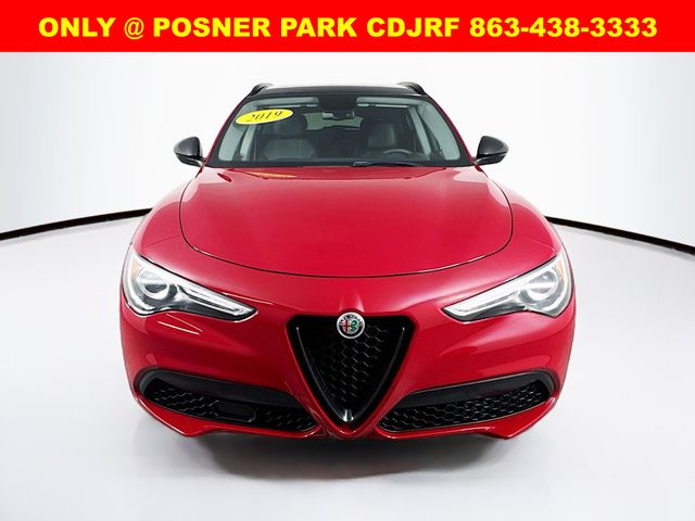 2019 Alfa Romeo Stelvio Base photo 2