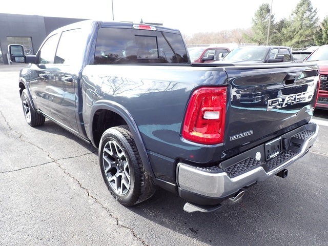 2025 Ram 1500 Laramie photo 2