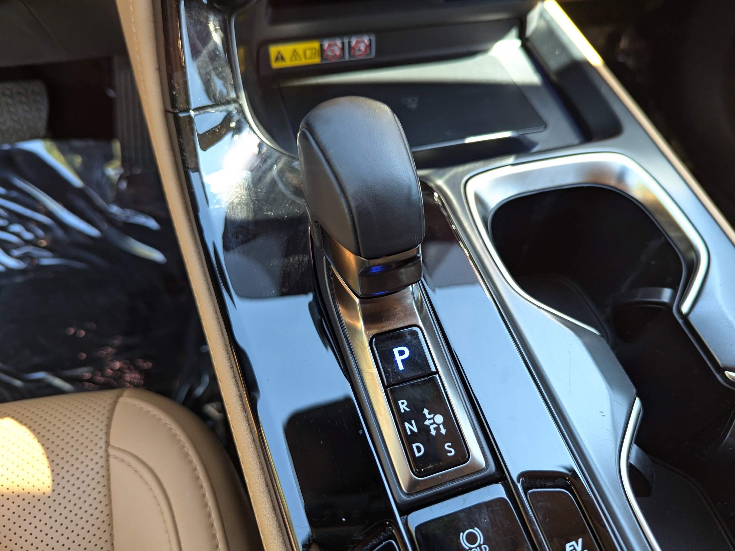 2025 Lexus NX 350h Luxury photo 29