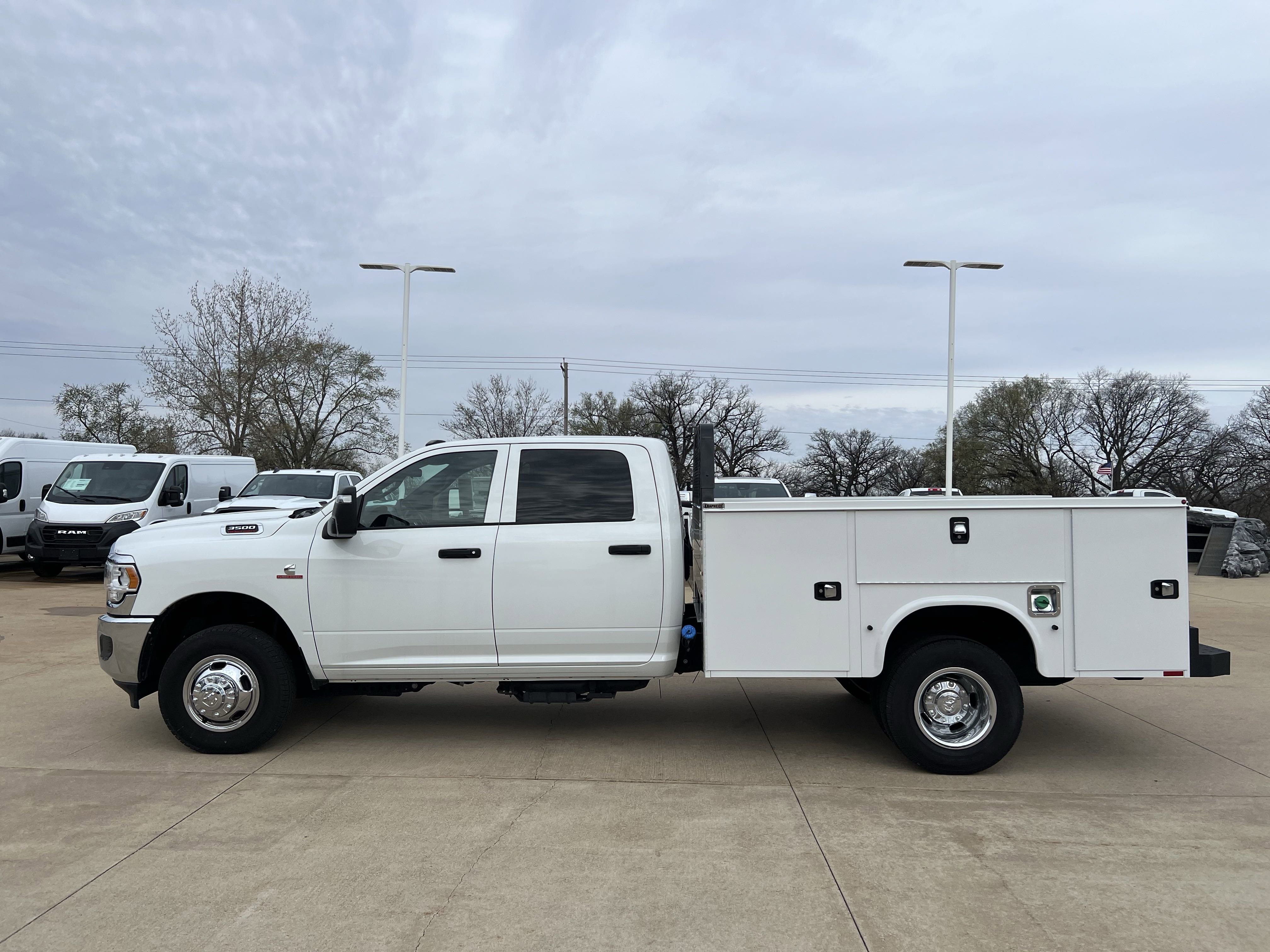 2024 RAM Ram 3500 Chassis Cab Tradesman's photo