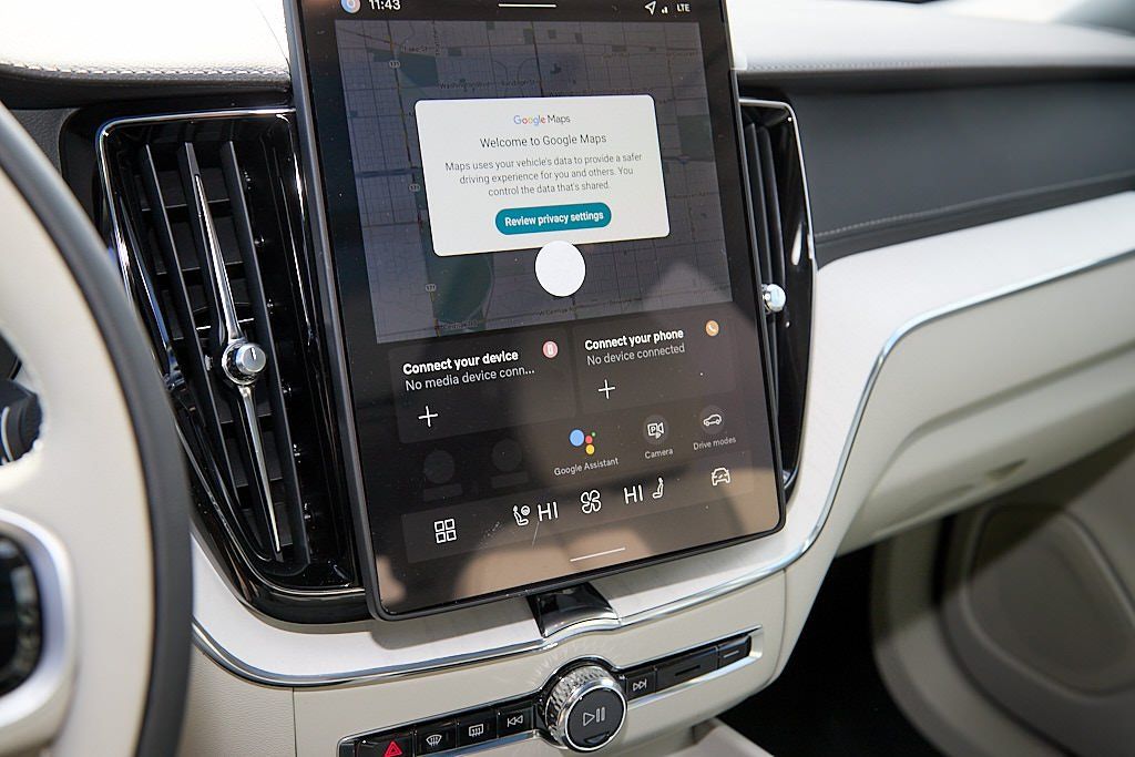 2026 VOLVO XC60 - Image 14