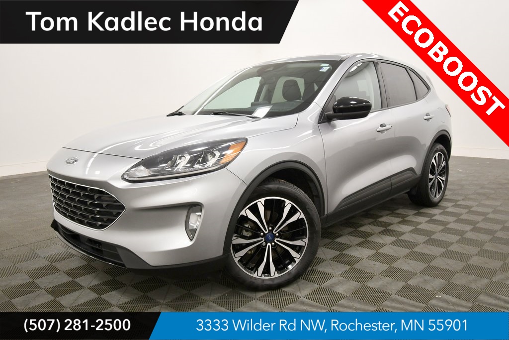 Used 2022 Iconic Silver Metallic Ford SEL image 1