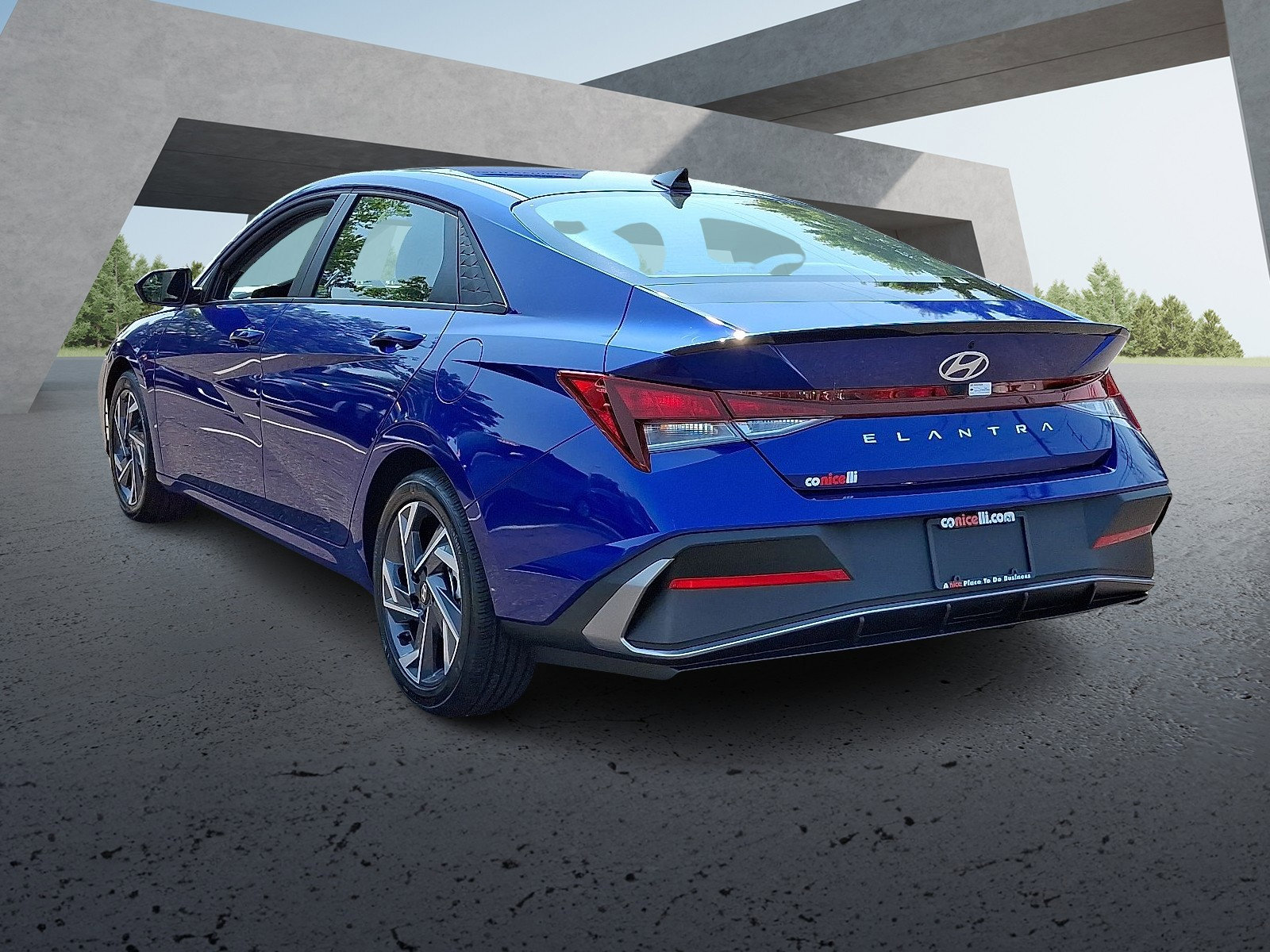 2025 Hyundai Elantra SEL Sport photo 2