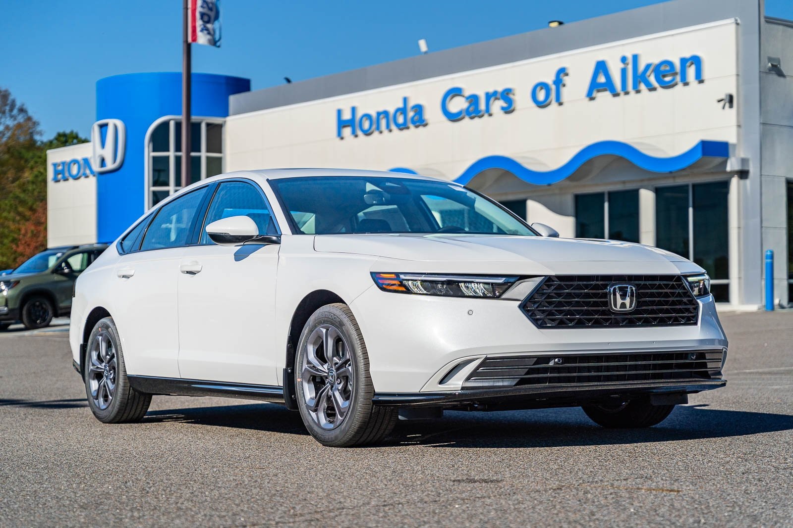 2025 Honda Accord Hybrid EX-L's photo