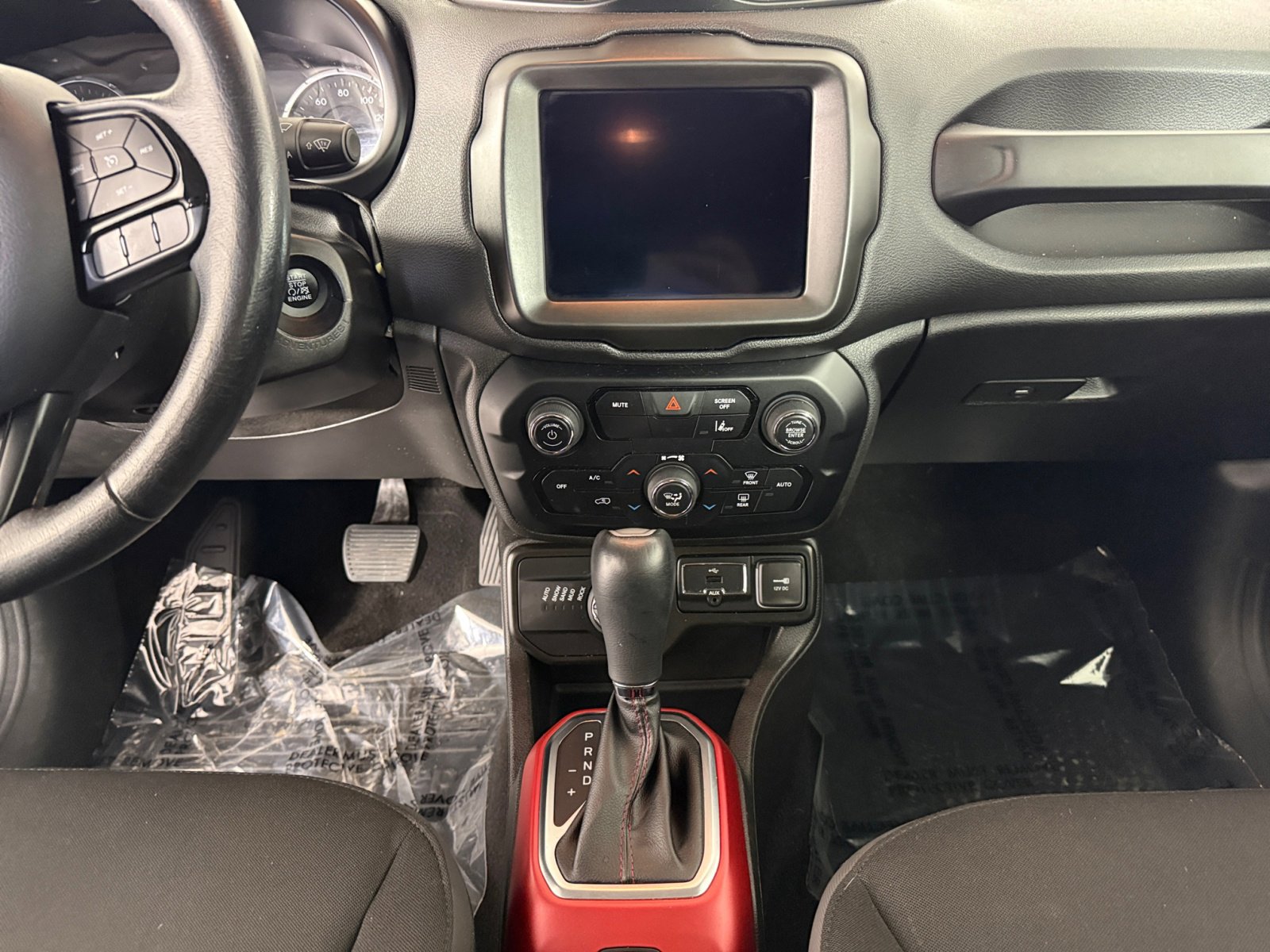 2022 Jeep Renegade Trailhawk photo 14