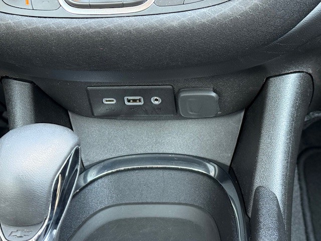 2022 Chevrolet Malibu 1LT photo 20