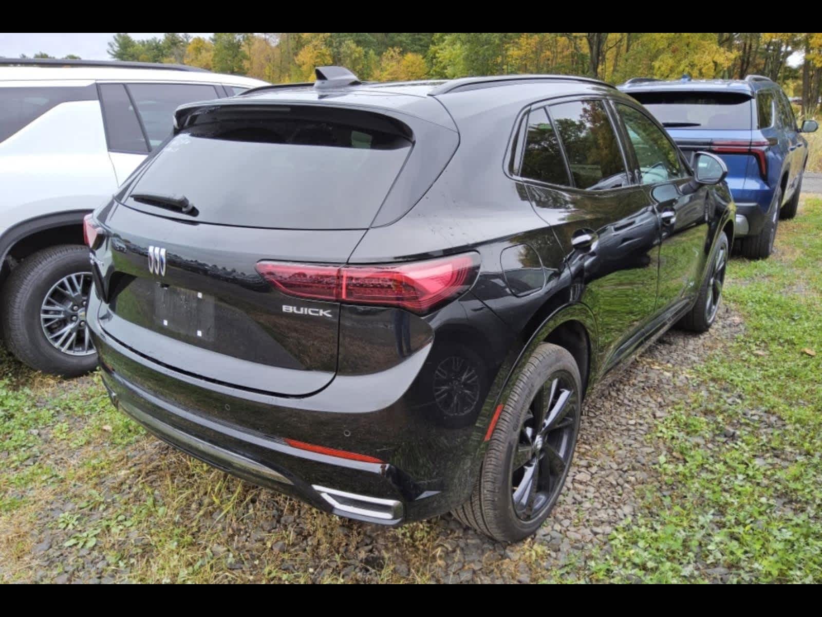 2025 Buick Envision Sport Touring photo 2