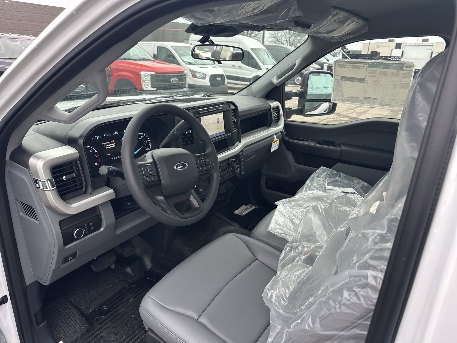 2024 Ford F-550 photo 3