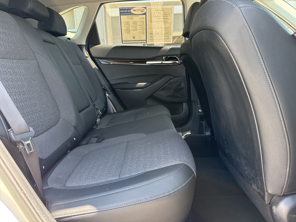 2024 Kia Seltos X-Line photo 28