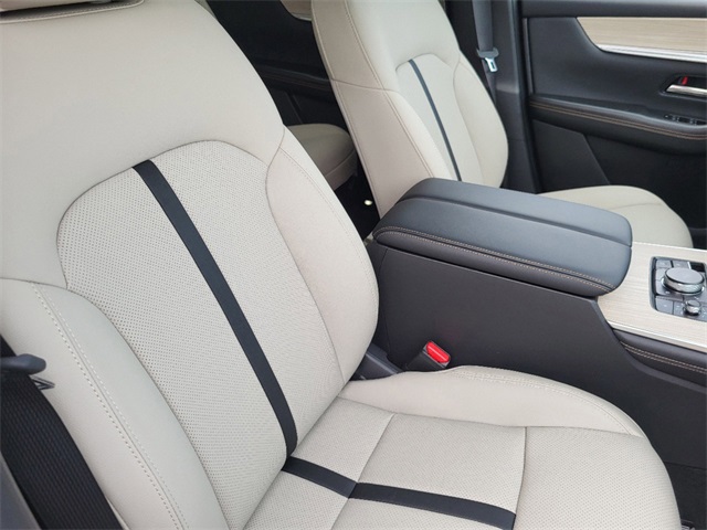 2025 Mazda CX-70 Plug-in Hybrid Premium photo 14