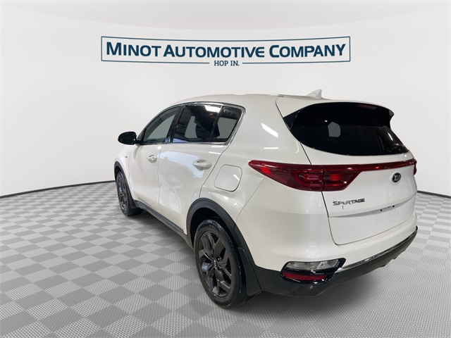 2022 Kia Sportage LX Value Edition photo 3