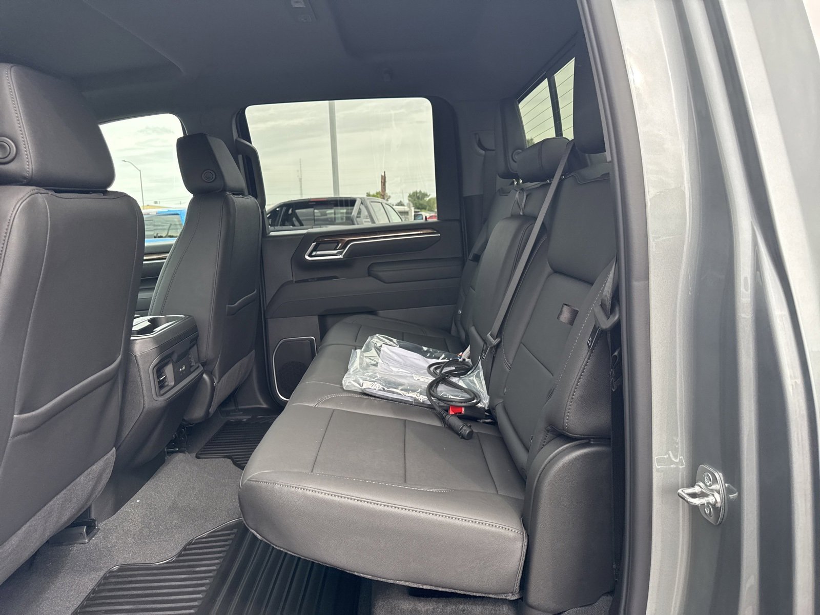 2026 Chevrolet Silverado 2500HD LT photo 23