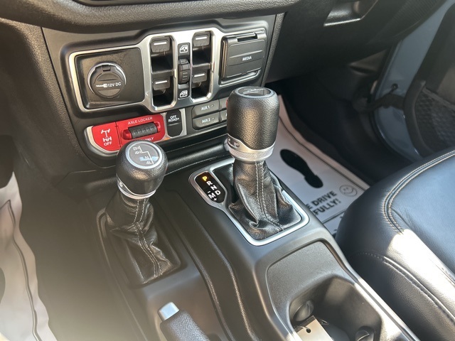 2024 Jeep Gladiator photo 25