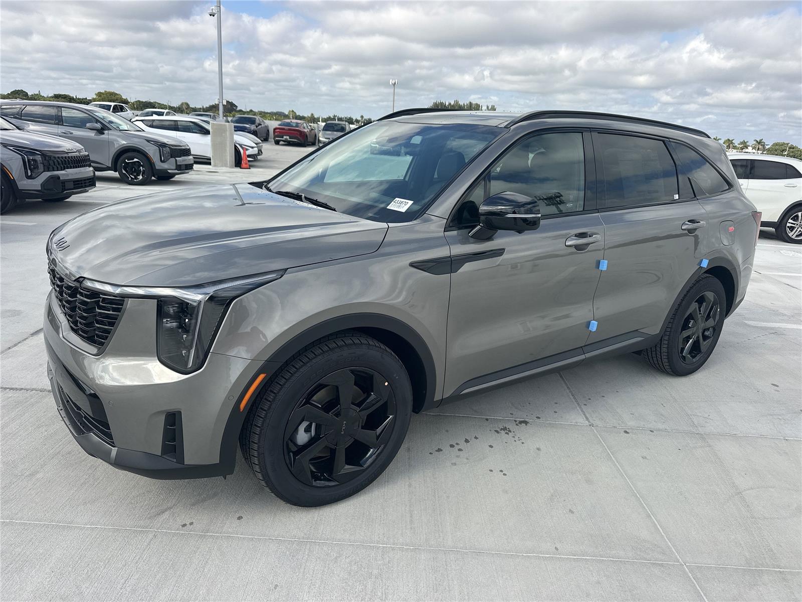 2026 Kia Sorento SX Prestige Hybrid's photo