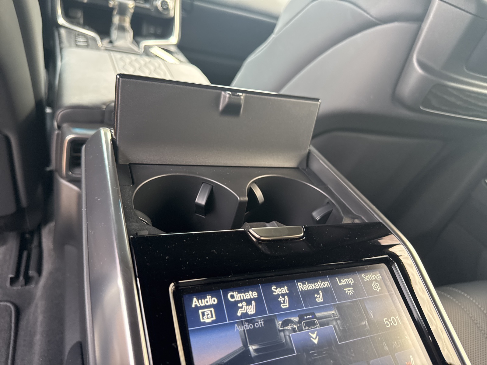 2022 Lexus LX 600 Ultra Luxury photo 26