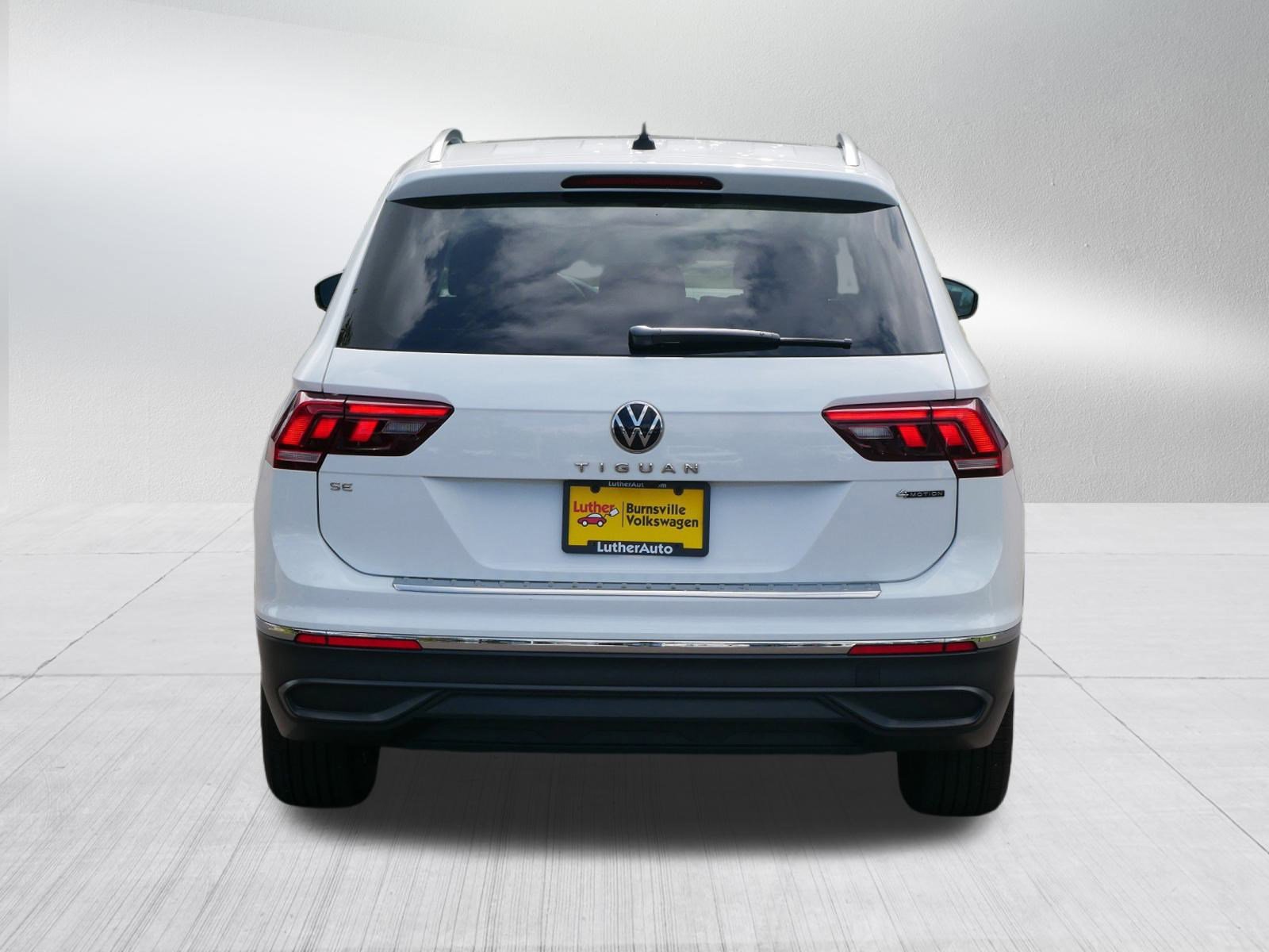 2022 Volkswagen Tiguan SE photo 6