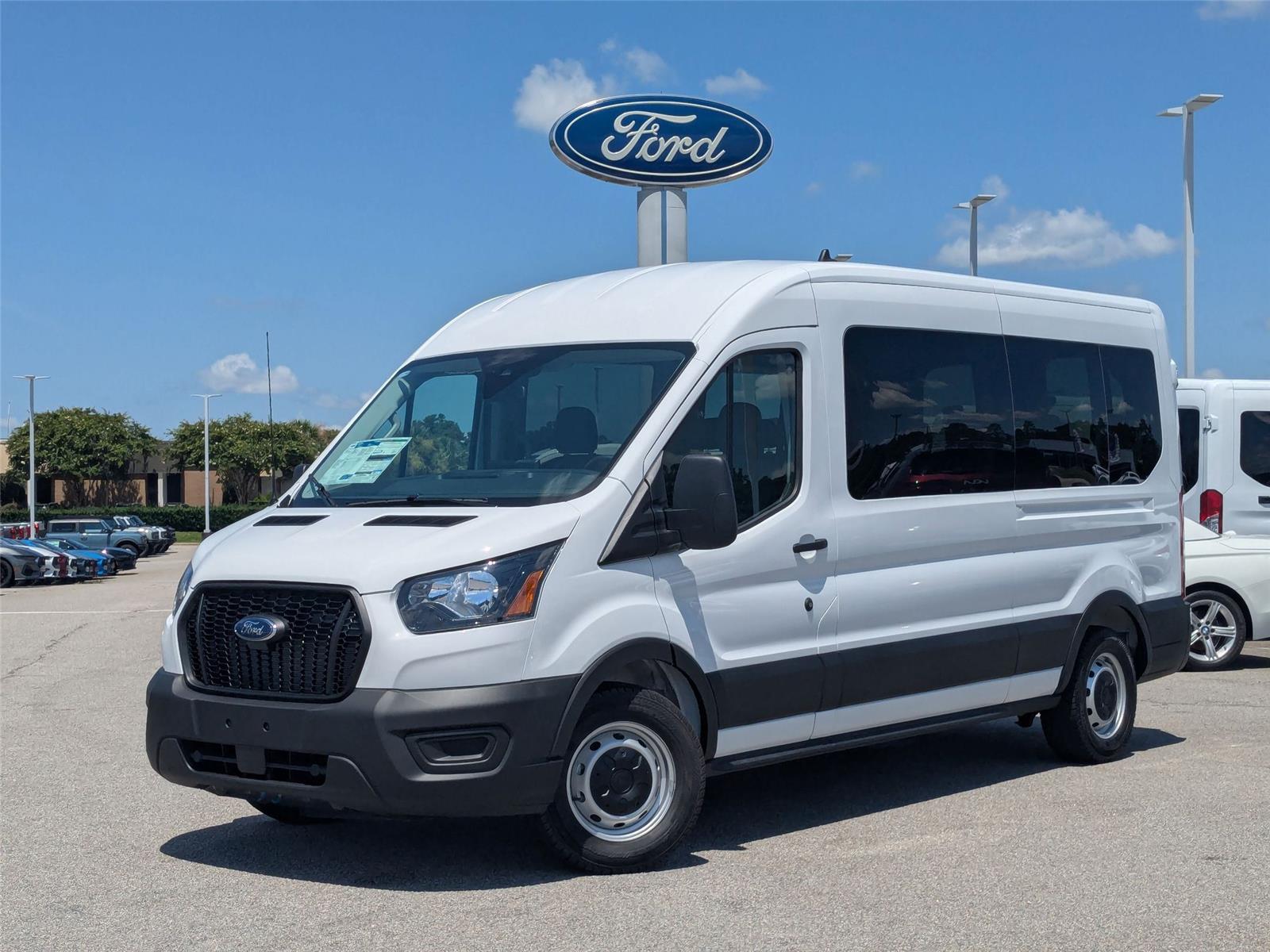 2025 Ford Transit Passenger Van XL's photo