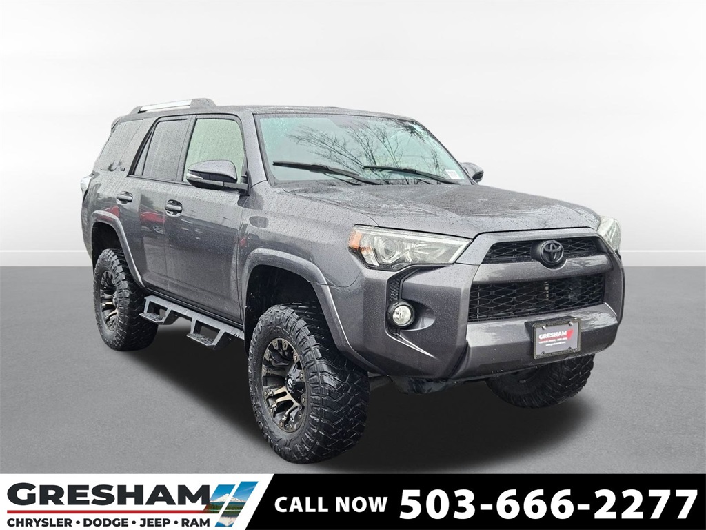 2019 Toyota 4Runner SR5 Premium's photo